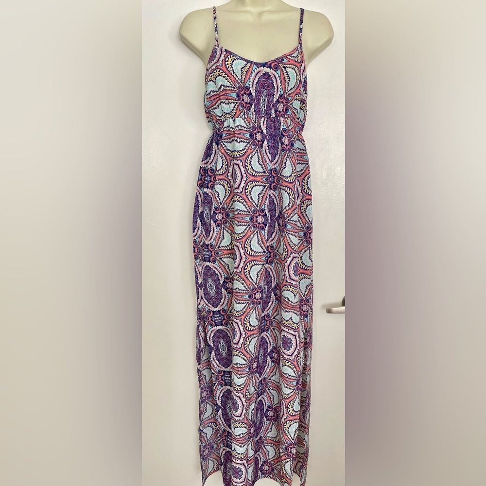 Multicolor Strappy Maxi Dress 🌸
